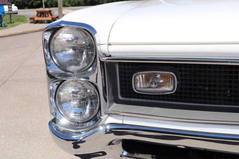 55867246980b6 low res 1966 pontiac gto