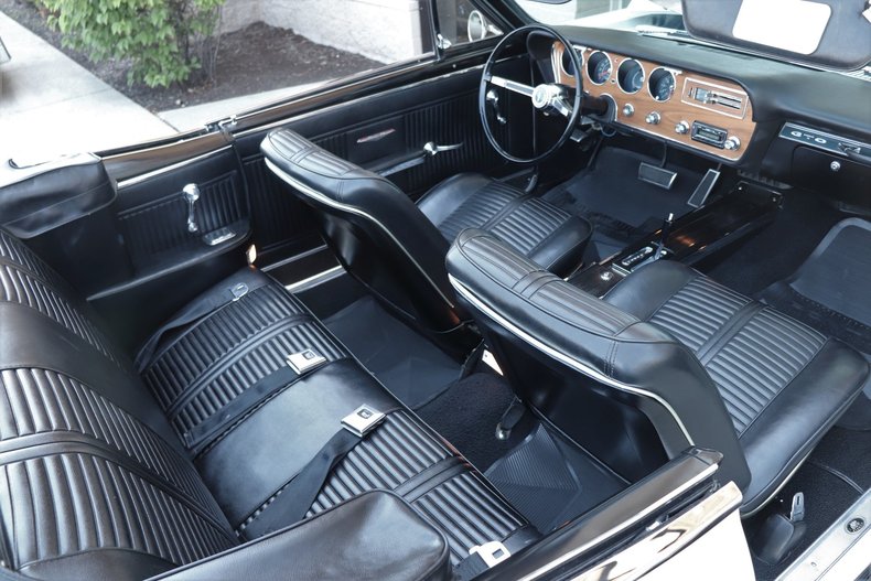 55999900933fa low res 1966 pontiac gto
