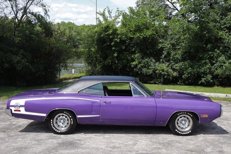 5645913411749 low res 1970 dodge super bee