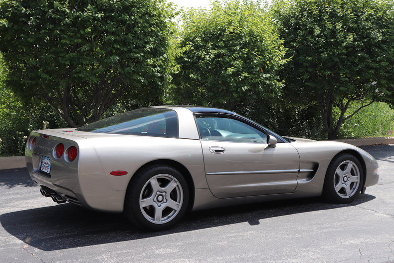 56565287f32ec low res 1998 chevrolet corvette