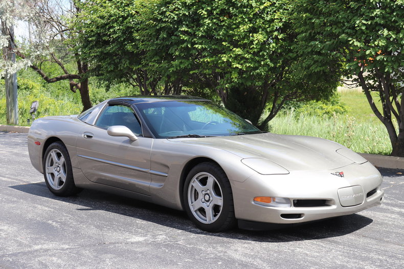 56574f00ea1dd low res 1998 chevrolet corvette