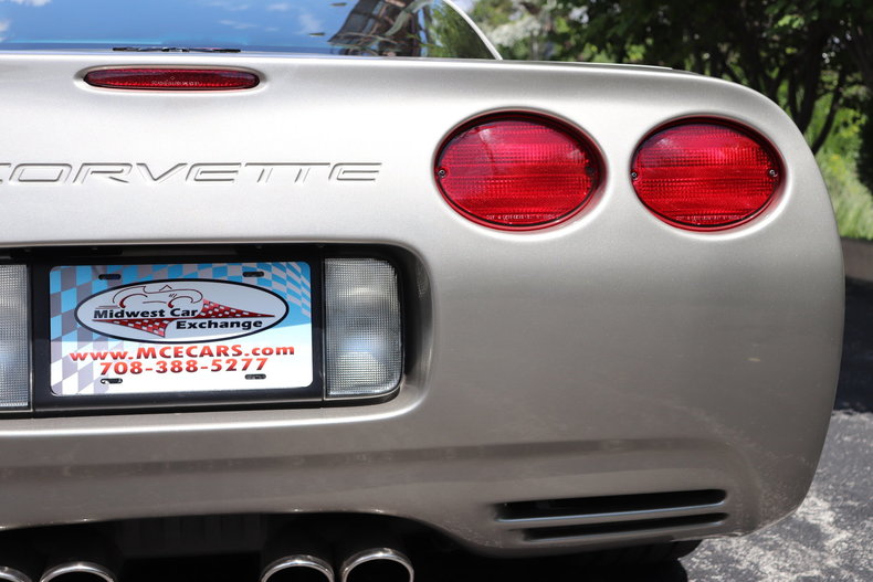 56610274c2523 low res 1998 chevrolet corvette