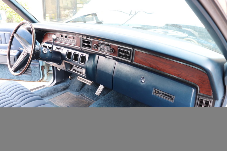 5676868c4396c low res 1972 lincoln continental