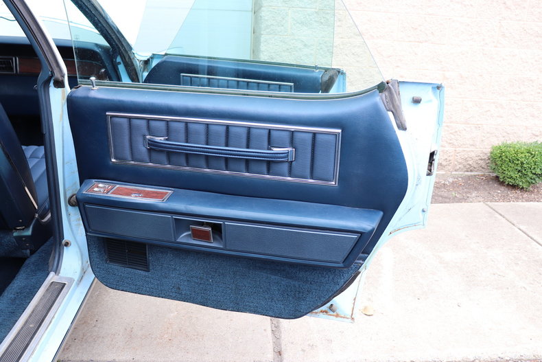 5676958f1d95b low res 1972 lincoln continental