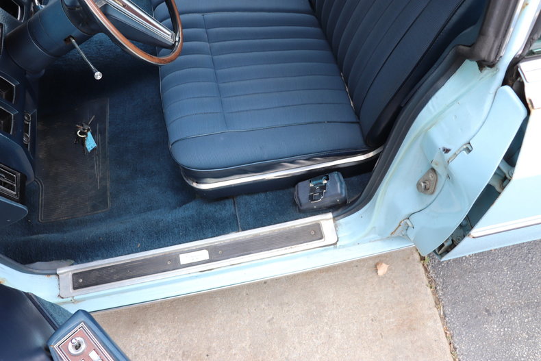 5679002dffbff low res 1972 lincoln continental