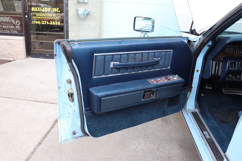 56796d27482ec low res 1972 lincoln continental