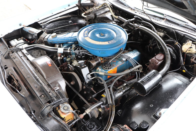 56803c82b5597 low res 1972 lincoln continental