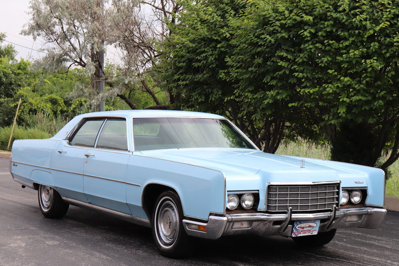 568442df0f048 low res 1972 lincoln continental