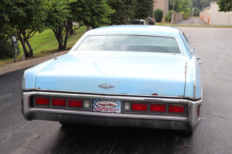 56848597b9b34 low res 1972 lincoln continental