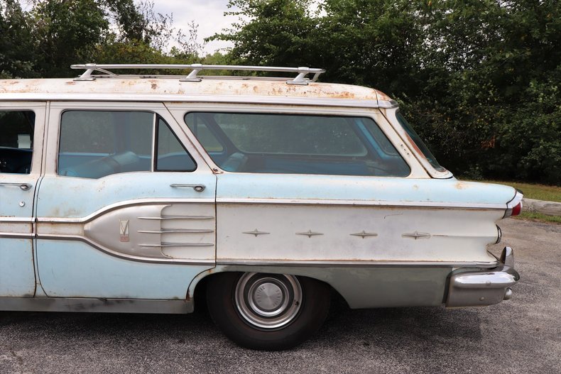 571246fb39dd9 low res 1958 pontiac star chief custom safari station wagon