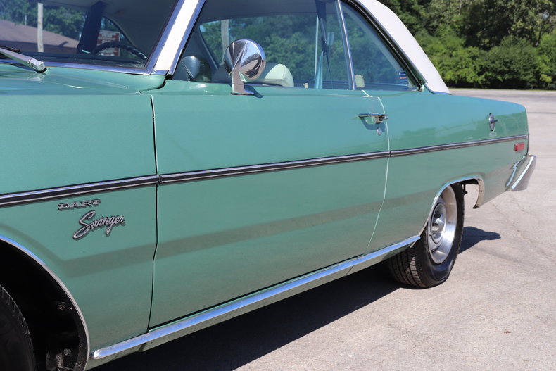 575218291e444 low res 1975 dodge dart