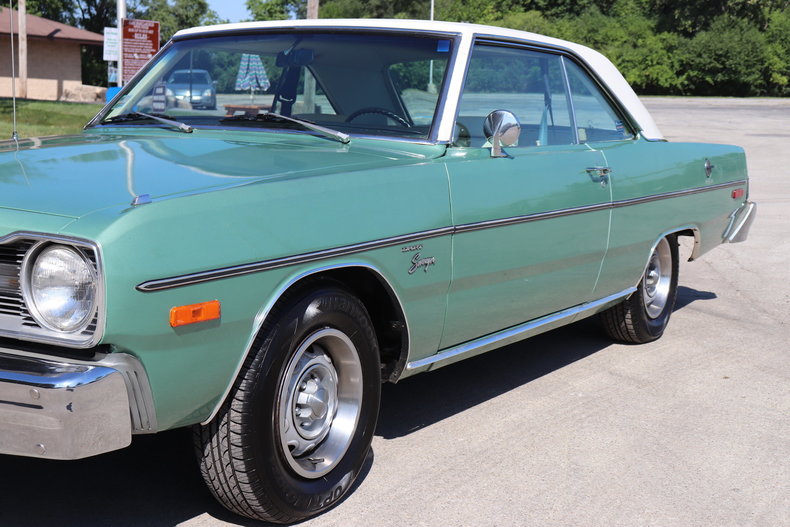 5752449918f14 low res 1975 dodge dart