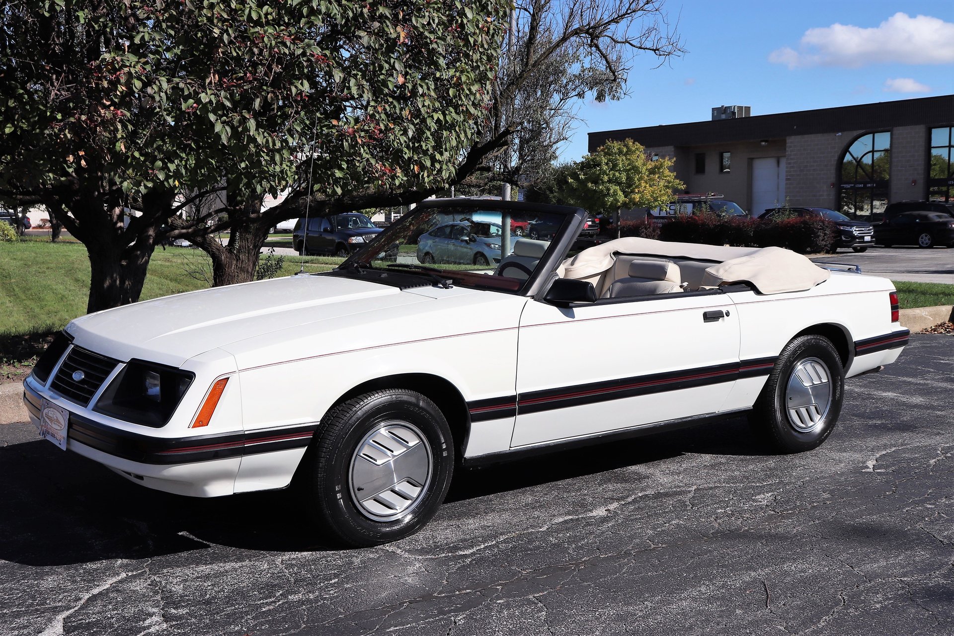 5861909c6d6ca hd 1983 ford mustang glx convertible