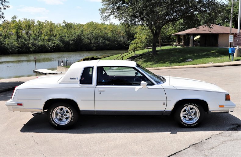 1987 Oldsmobile Cutlass Supreme
