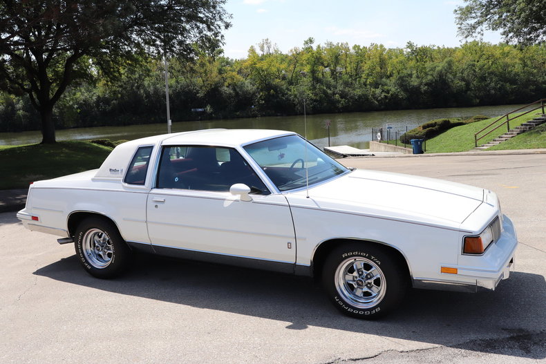 57706dc58511b low res 1987 oldsmobile cutlass supreme brougham
