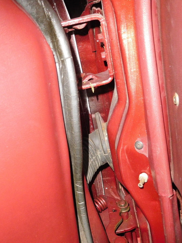 595933857a01e low res 1983 buick riviera convertible