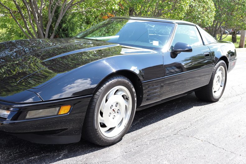 58178fa2ac156 low res 1994 chevrolet corvette
