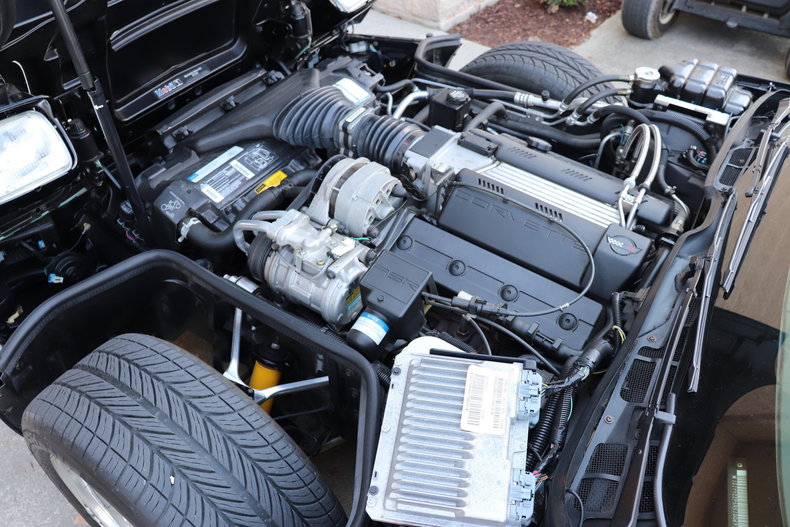 58229e4b2a2f3 low res 1994 chevrolet corvette