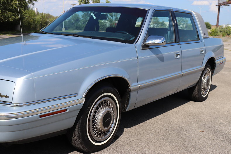 582377c77e567 low res 1992 chrysler new yorker