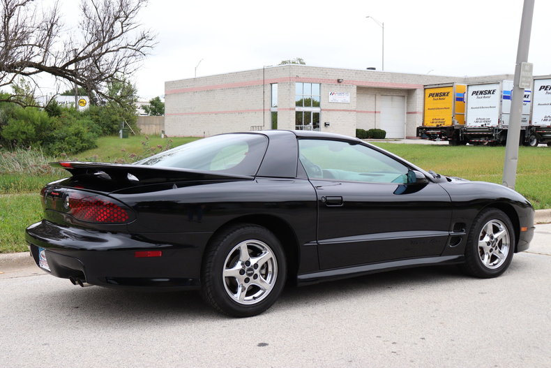 58339727381d7 low res 1998 pontiac trans am