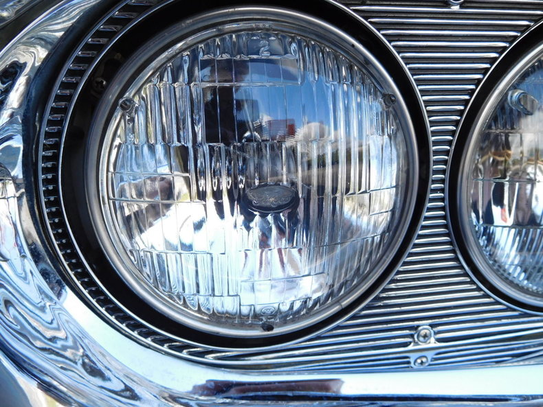 58544365aab65 low res 1963 ford thunderbird