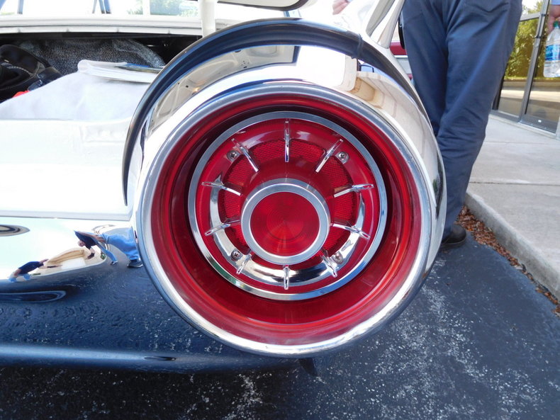 585520ad89806 low res 1963 ford thunderbird