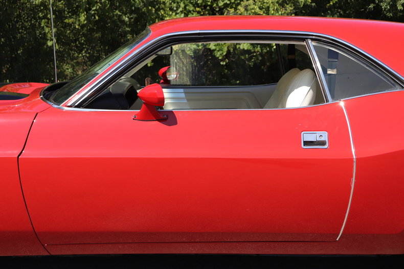 590815100144c low res 1970 dodge challenger