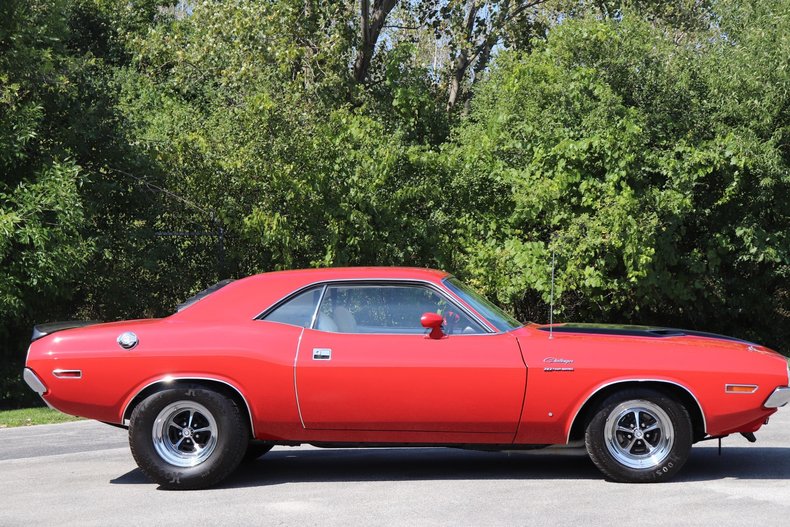 590881c6e4def low res 1970 dodge challenger