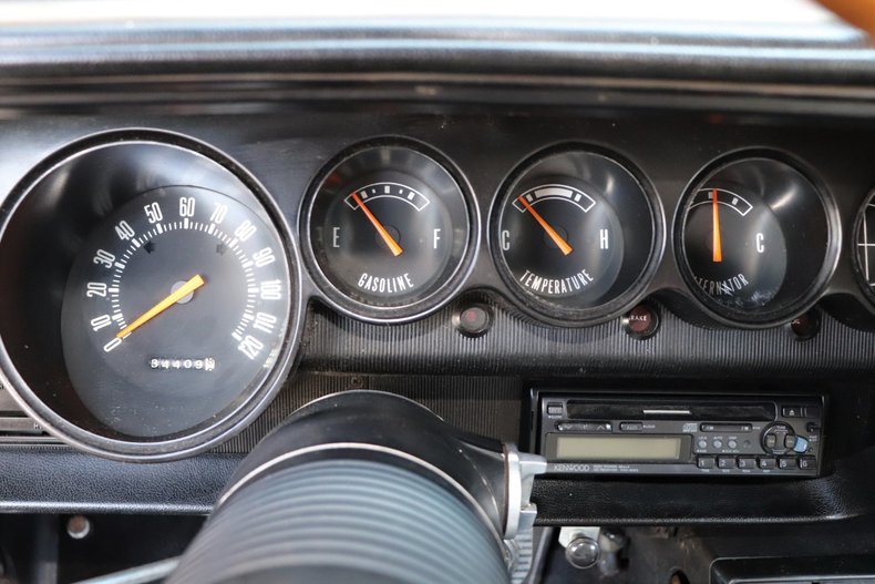 591057c644724 low res 1970 dodge challenger