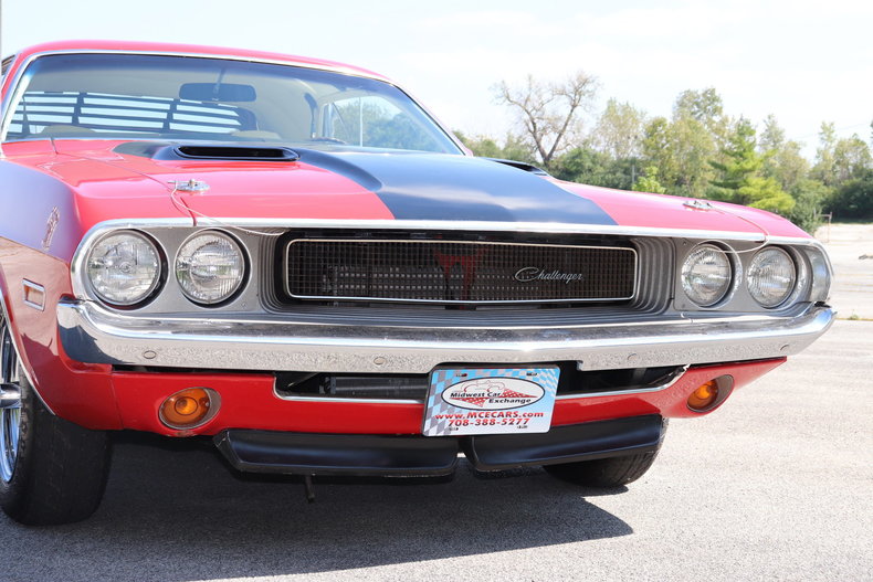 59124cd2cedc9 low res 1970 dodge challenger
