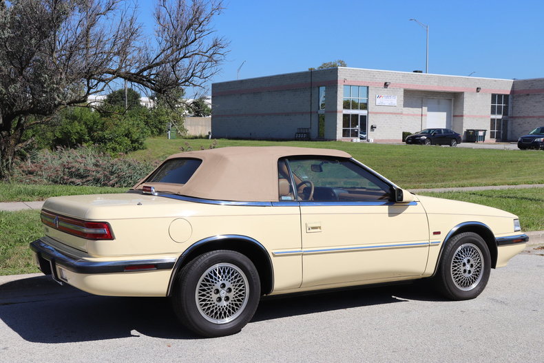 587422767baad low res 1990 chrysler tc by maserati