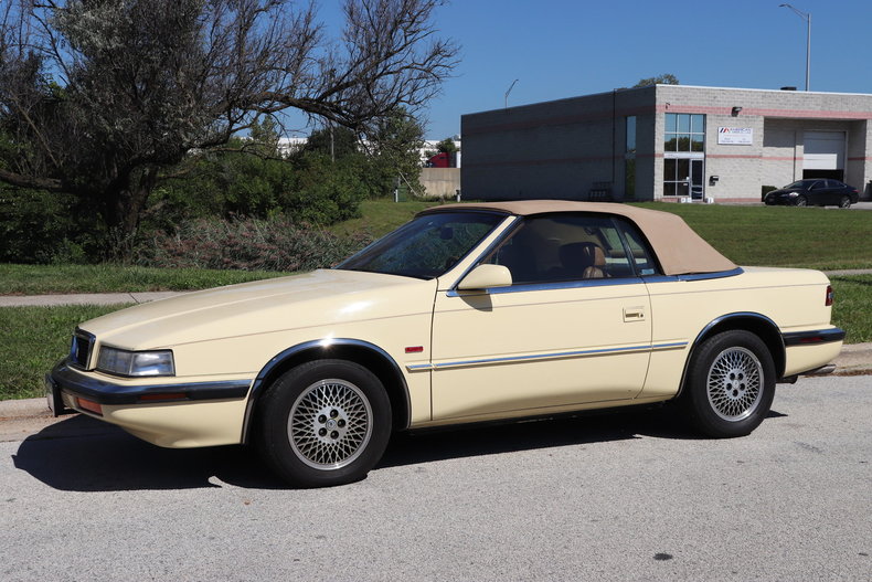 58759547d8e09 low res 1990 chrysler tc by maserati