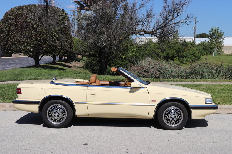 58776f02ce391 low res 1990 chrysler tc by maserati