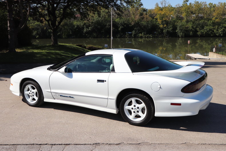 590021a48fac1 low res 1994 pontiac trans am
