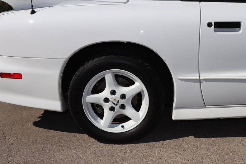 59024798423b3 low res 1994 pontiac trans am