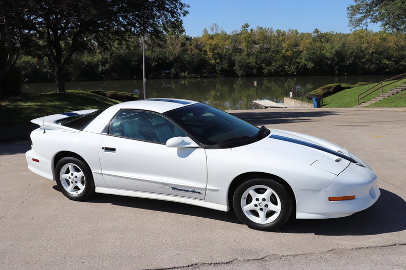 590260e62cd16 low res 1994 pontiac trans am