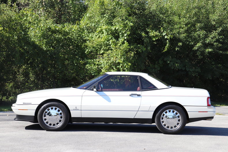 594310d5df8ca low res 1993 cadillac allante