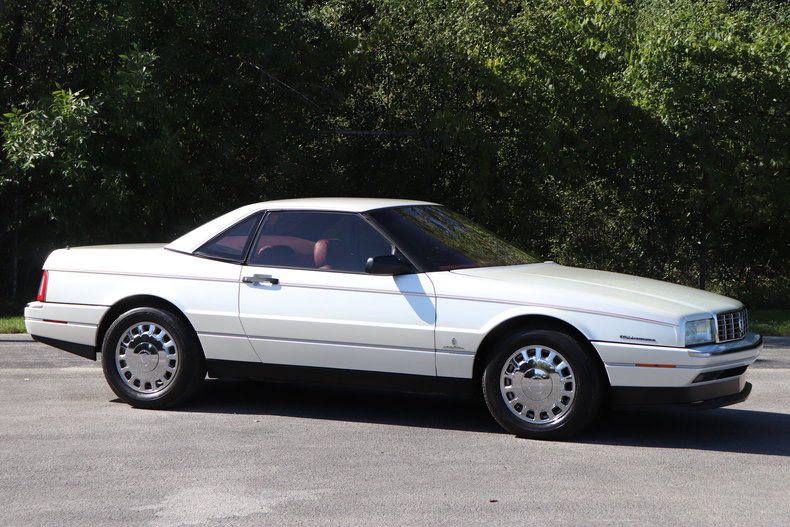 5944394619989 low res 1993 cadillac allante