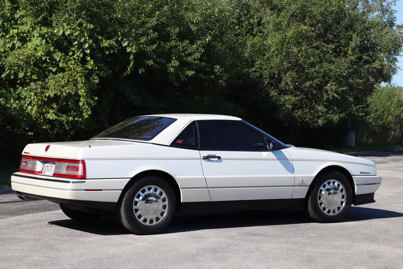 59446388cbd27 low res 1993 cadillac allante