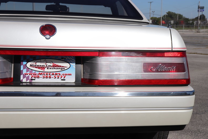 594518e1d1114 low res 1993 cadillac allante