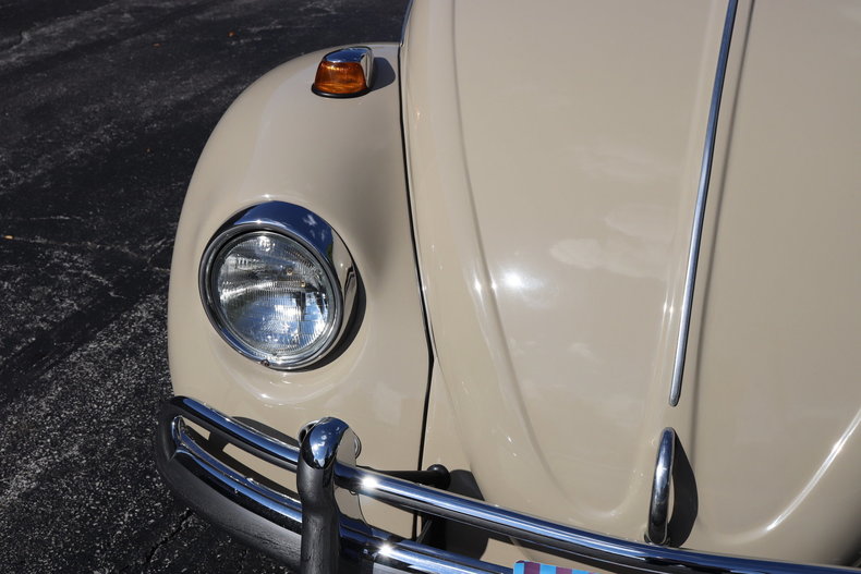 5962211855567 low res 1967 volkswagen beetle deluxe