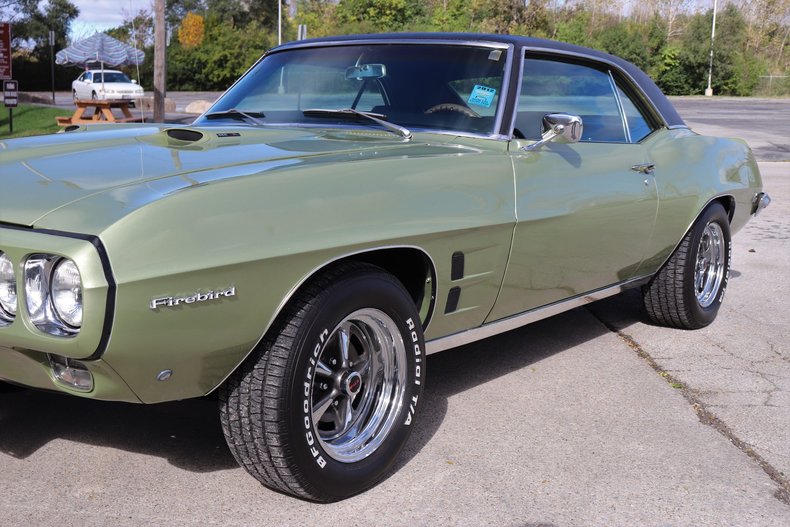 59931efccd6e7 low res 1969 pontiac firebird
