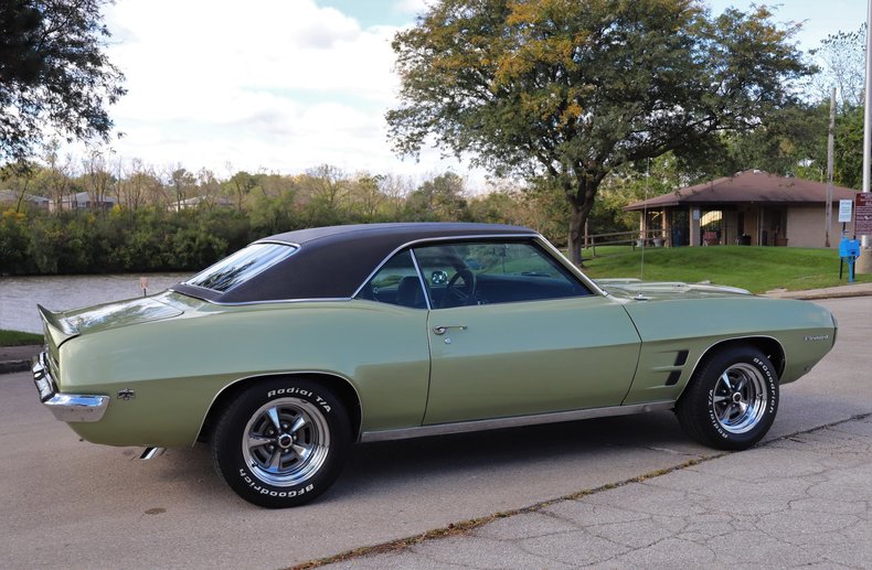 59956b53525a5 low res 1969 pontiac firebird