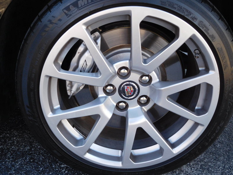 600615f2a8c64 low res 2011 cadillac ctsv