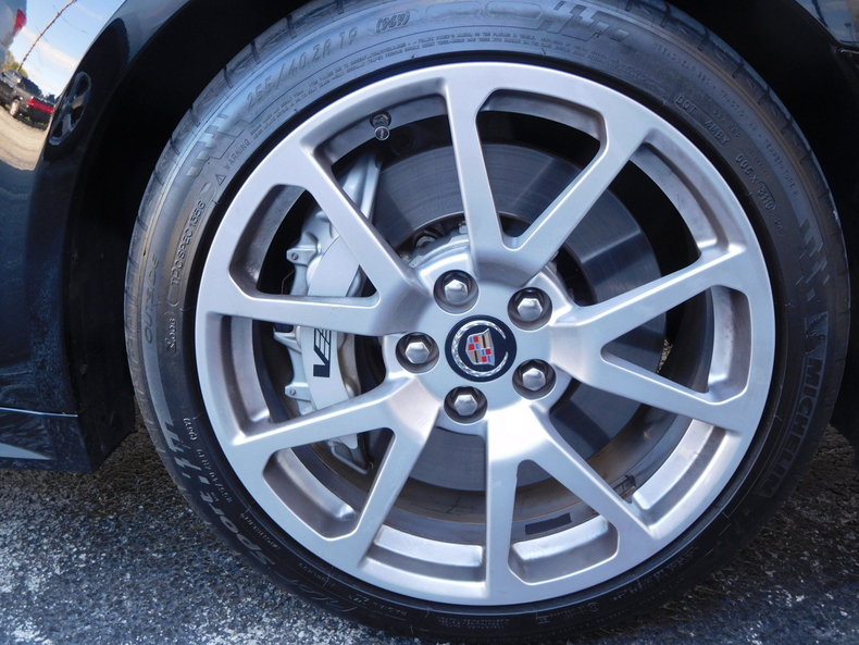 60074234750df low res 2011 cadillac ctsv