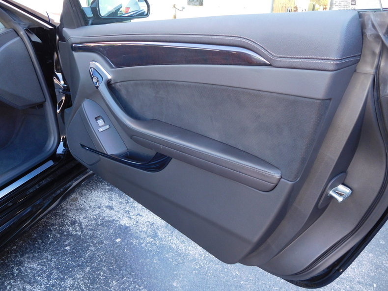 60094ef22af98 low res 2011 cadillac ctsv