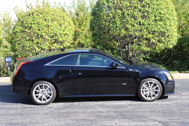 601011f5cc7ed low res 2011 cadillac ctsv