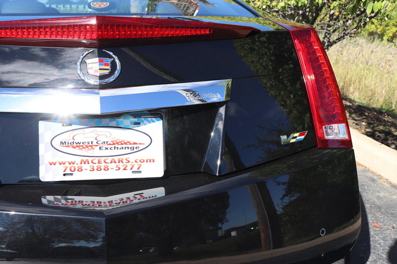 60130605af477 low res 2011 cadillac ctsv