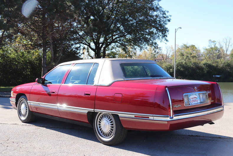 60423c57f72e8 low res 1994 cadillac sedan deville