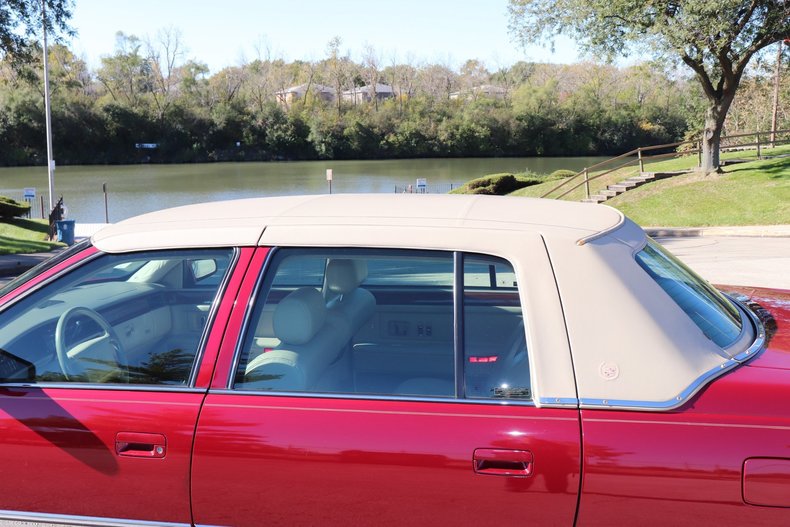 60425869757ea low res 1994 cadillac sedan deville